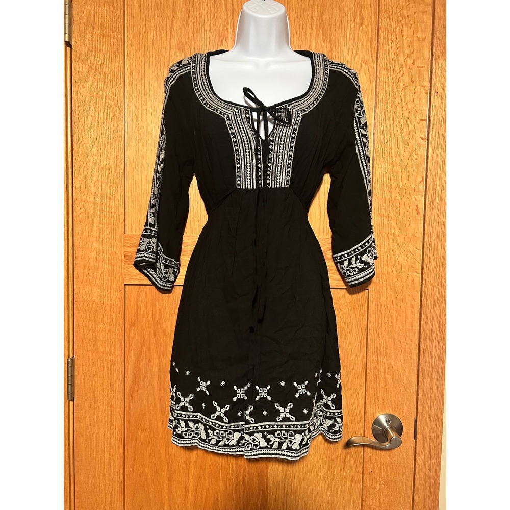 Forever 21 Black Embroidered Boho Mini Dress 3/4 Sleeve Drawstring Waist Medium